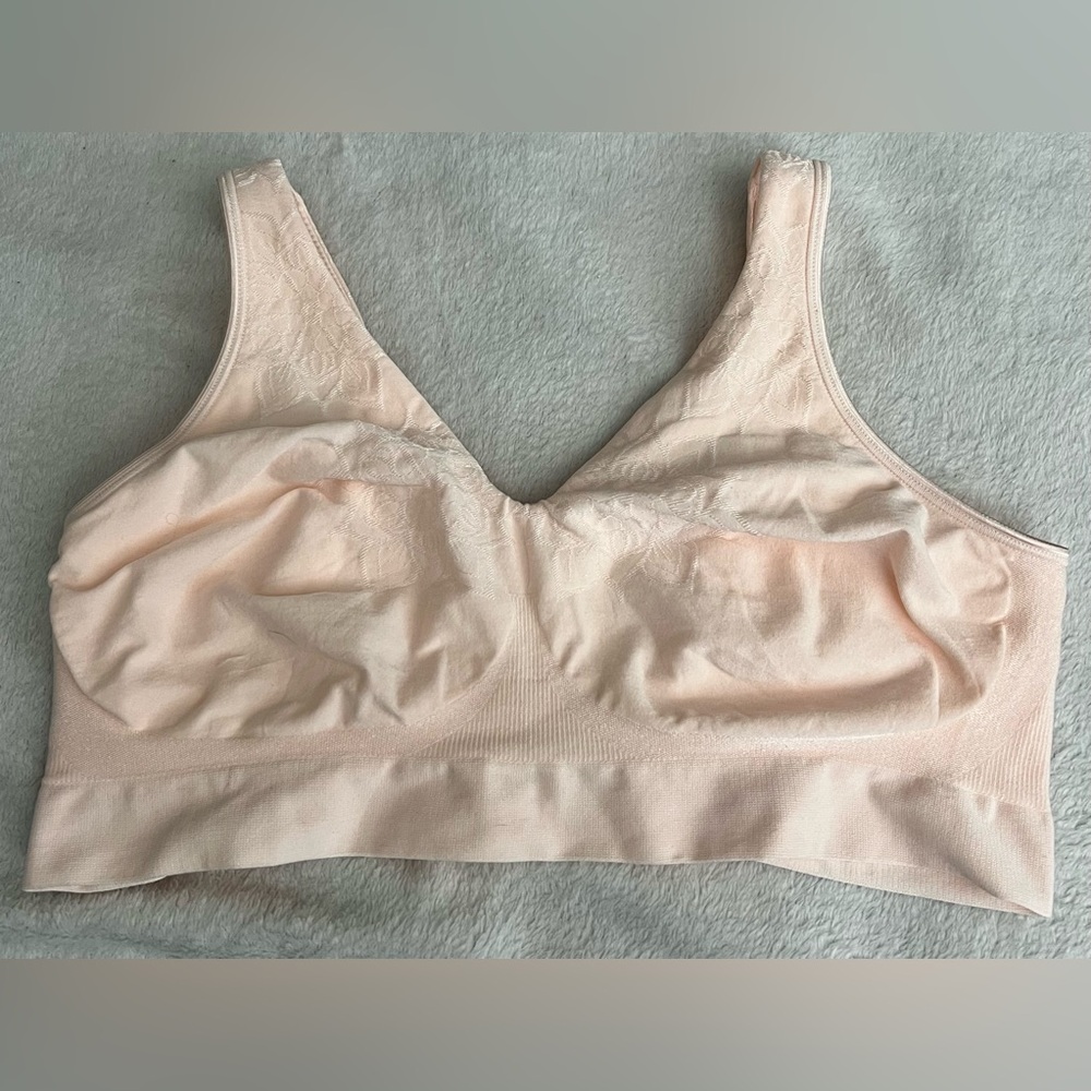 NWOT Women's Lace Detail Bralette